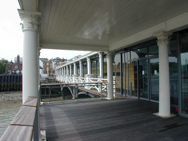 Gravesend Town Pier